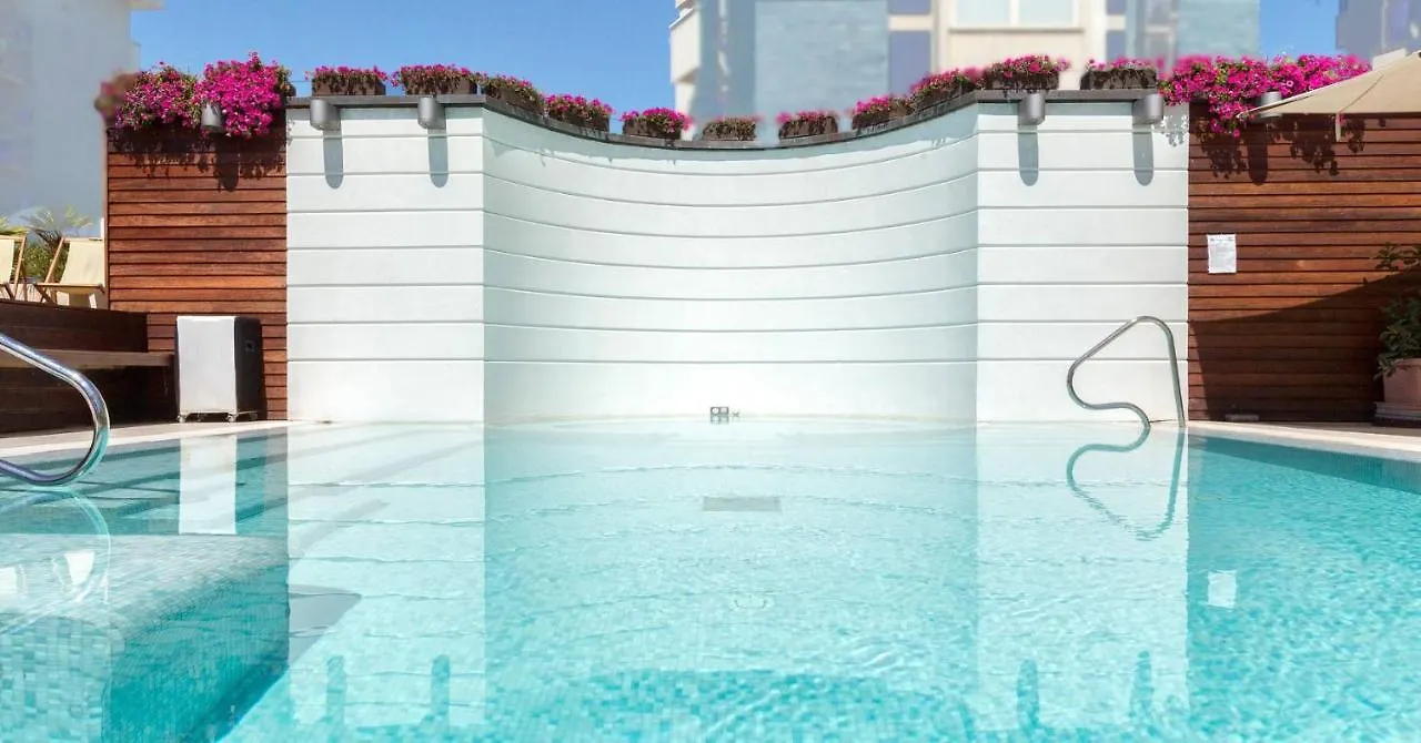 Novecento Suite Hotel Ριτσόνε