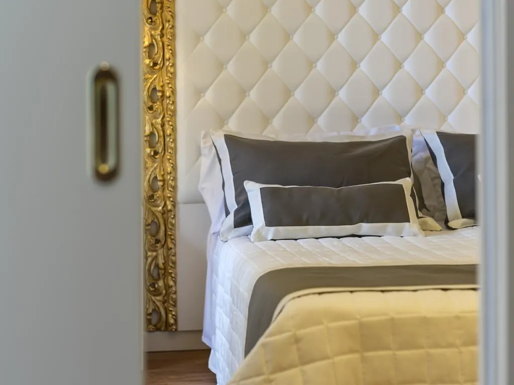 ***  Novecento Suite Hotel Riccione Italia